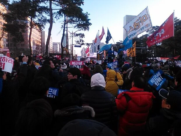 박근혜전직 대통령 탄핵은 절차를 무시한 한국 민주주의