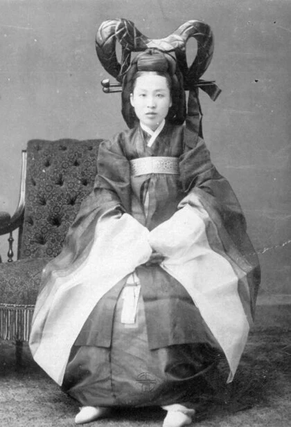 The truth about Queen Min assassination is completely different from what South Korea claims.None of the Japanese were punished.