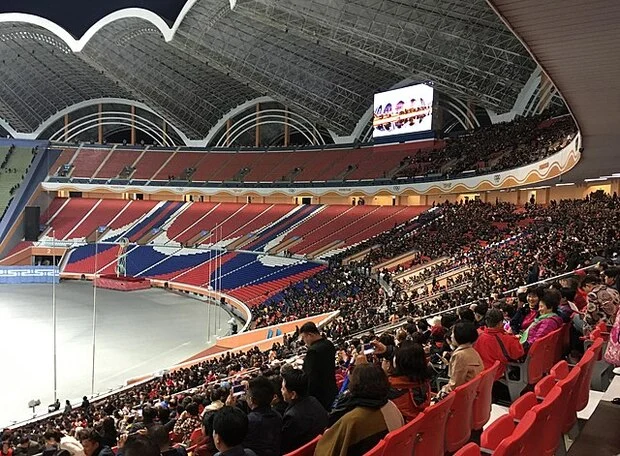 北朝鮮を破綻させたスポーツの祭典 - マスゲームでお馴染みのメーデースタジアムはこの時建設された