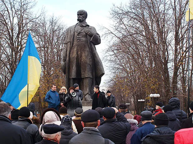 푸틴, 우크라이나 친러 세력 독립 승인 우크라이나를 진공하지 않겠다는 뜻이 분명해짐